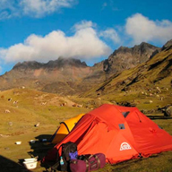 lares-trek